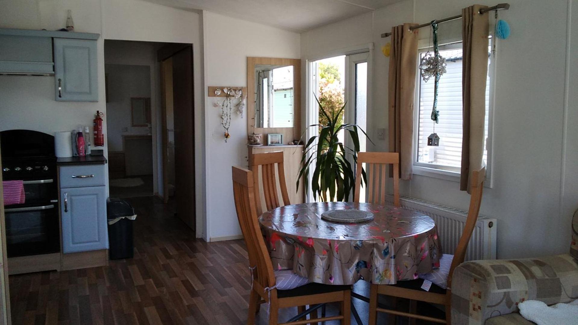 Private Caravan Situated At Parkdean Holiday Resort St Margaret'S At Cliffe Number 18 ภายนอก รูปภาพ