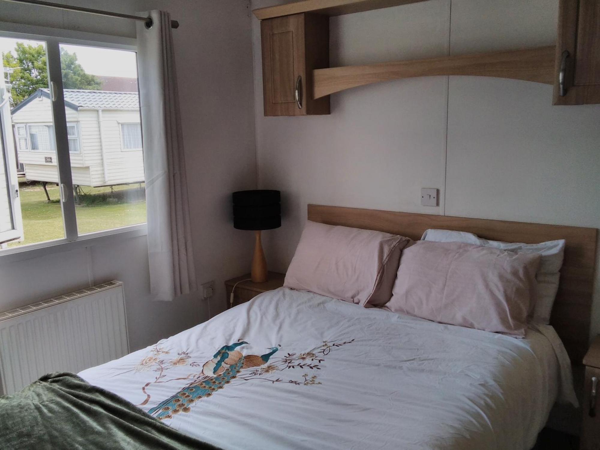 Private Caravan Situated At Parkdean Holiday Resort St Margaret'S At Cliffe Number 18 ภายนอก รูปภาพ