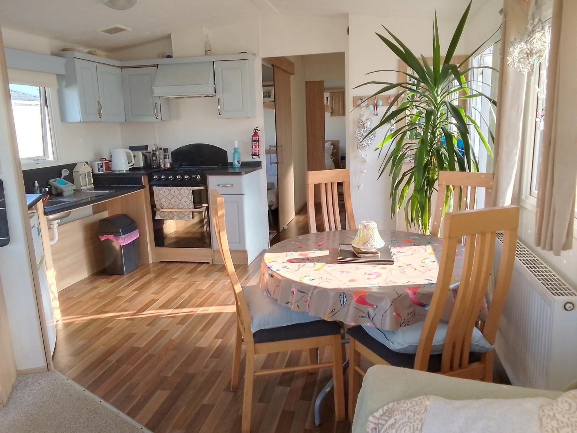 Private Caravan Situated At Parkdean Holiday Resort St Margaret'S At Cliffe Number 18 ภายนอก รูปภาพ