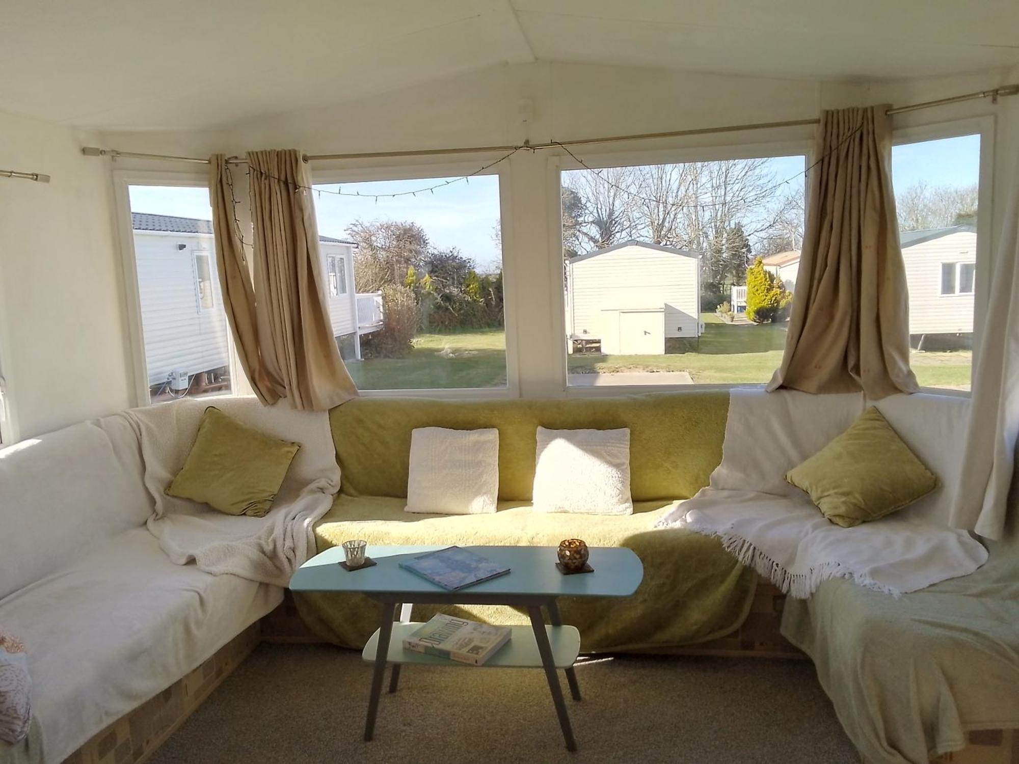 Private Caravan Situated At Parkdean Holiday Resort St Margaret'S At Cliffe Number 18 ภายนอก รูปภาพ